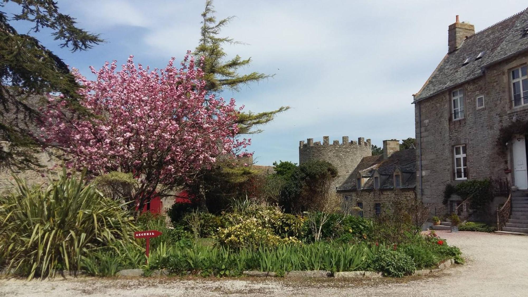 Les Chambres Du Chateau Du Rozel Le Rozel ภายนอก รูปภาพ